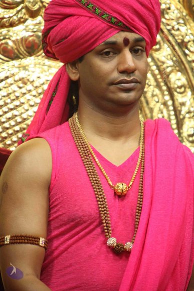 2-Pada-Puja_Photo_1018_IMG_8233_CMP_WM