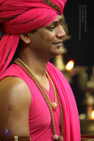 2-Pada-Puja_Photo_1027_IMG_8247_CMP_WM