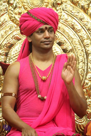 2-Pada-Puja_Photo_1038_IMG_8278_CMP_WM