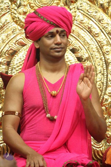 2-Pada-Puja_Photo_1042_IMG_8282_CMP_WM