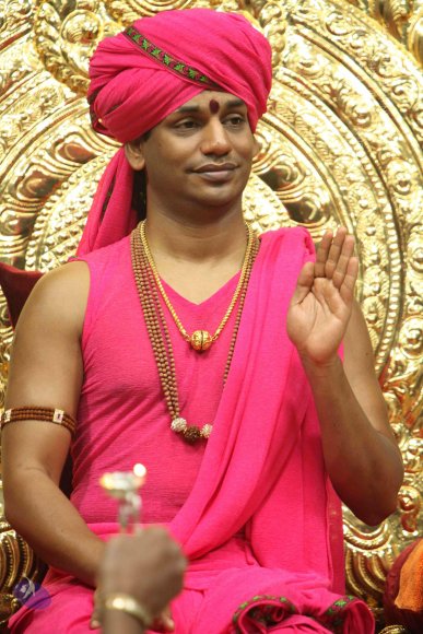 2-Pada-Puja_Photo_1044_IMG_8285_CMP_WM