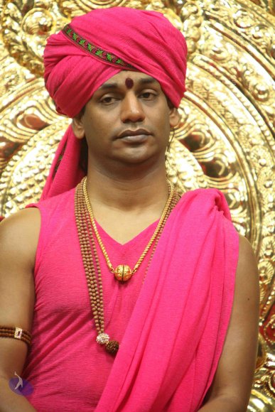 2-Pada-Puja_Photo_1066_IMG_8310_CMP_WM