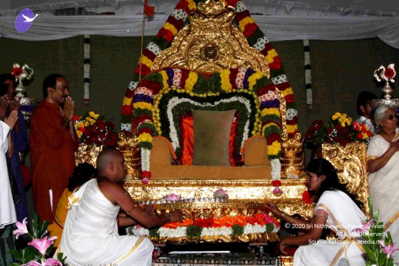 4-Pada-Puja_Photo_1000_IMG_3248_CMP_WM