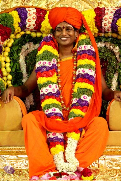 5-Nithya-Satsang_Photo_1005_IMG_3371_CMP_WM