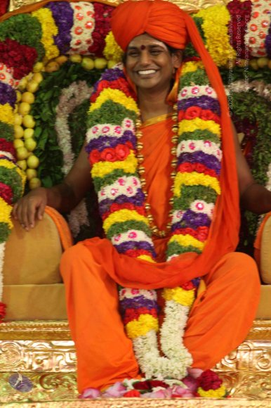 5-Nithya-Satsang_Photo_1007_IMG_3373_CMP_WM