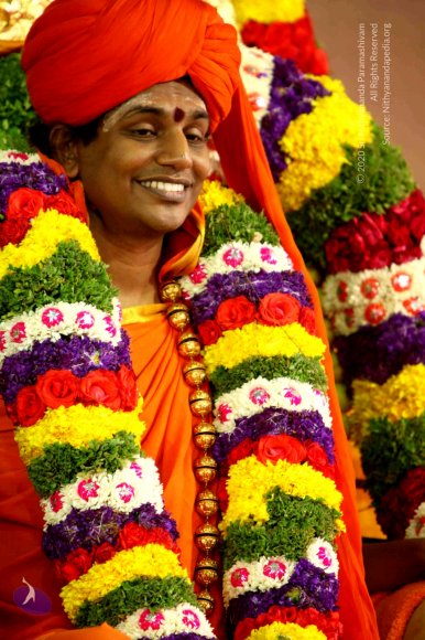 5-Nithya-Satsang_Photo_1009_IMG_3382_CMP_WM