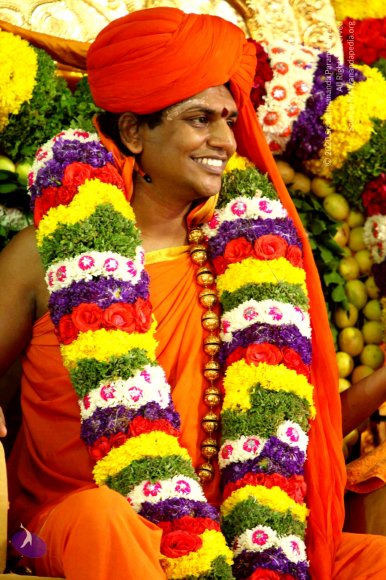 5-Nithya-Satsang_Photo_1018_IMG_3404_CMP_WM