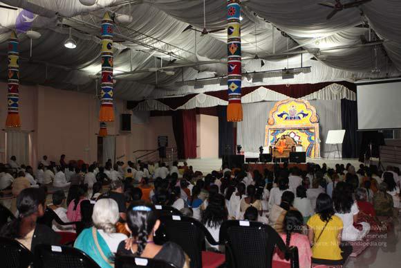 19-nithyananda-yoga-sutras_CMP_WM