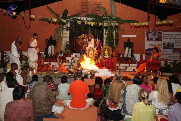 6-Chandi-Homa_Photo_1004_IMG_5978_CMP_WM