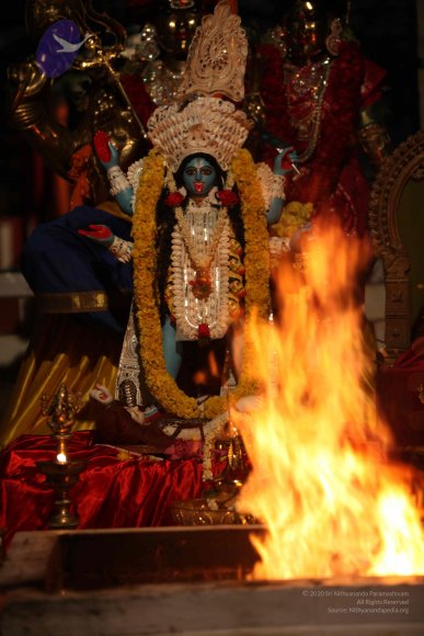 6-Chandi-Homa_Photo_1025_IMG_6010_CMP_WM