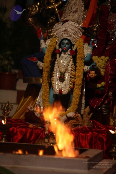 6-Chandi-Homa_Photo_1038_IMG_6024_CMP_WM