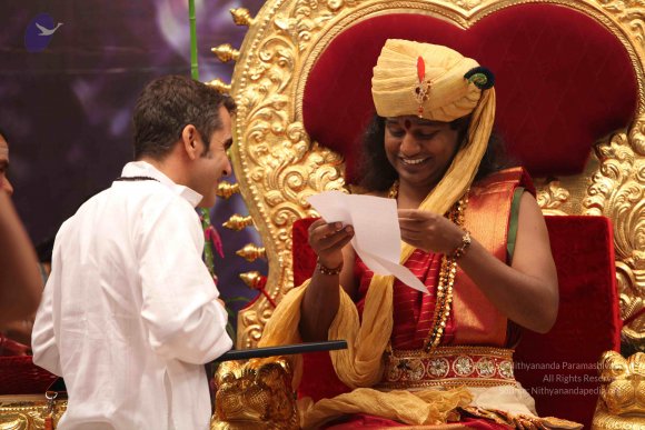 2-Pada-Puja_Photo_1003_IMG_2440a (13)_CMP_WM