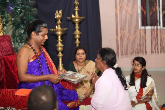 06-Darshan_Photo_1000_IMG_0030_CMP_WM