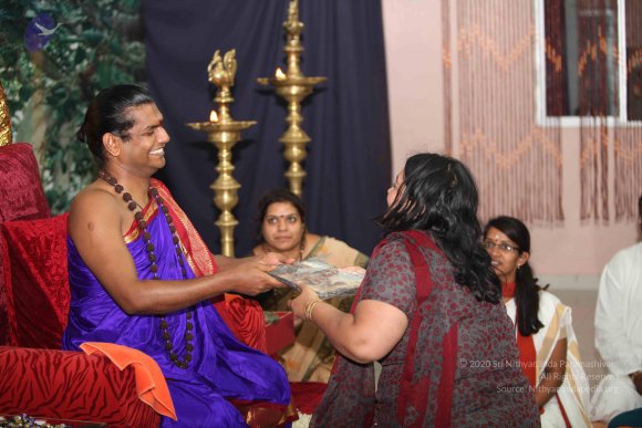 06-Darshan_Photo_1002_IMG_0035_CMP_WM