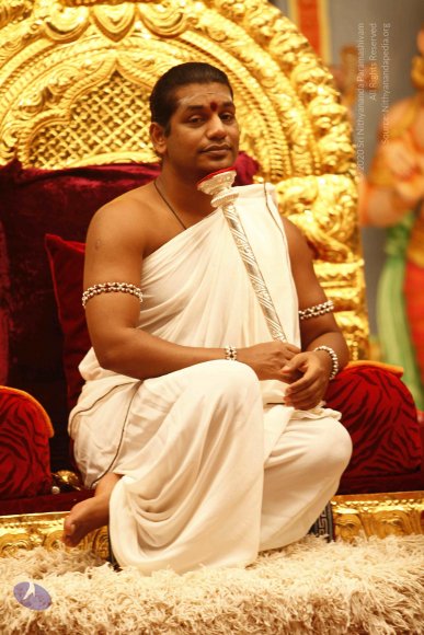 4-IA Evening Darshan_Photo_1070__MG_4203_CMP_WM