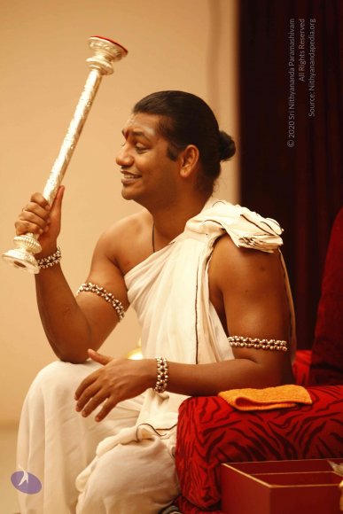 4-IA Evening Darshan_Photo_1085__MG_4243_CMP_WM