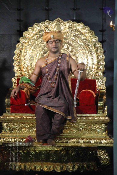 NITHYA-SATSANG_Photo_1000_IMG_9785_CMP_WM