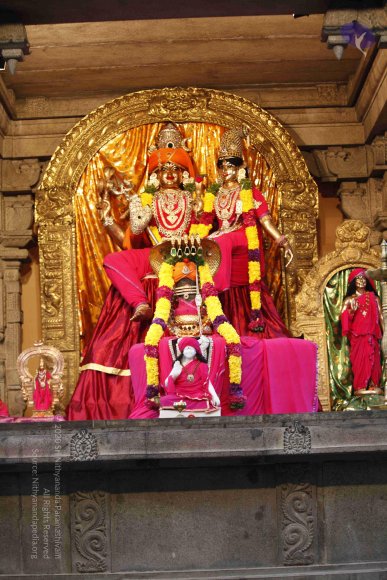 NITHYA-SATSANG_Photo_1026__MG_0738_CMP_WM