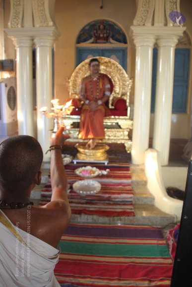 2-Padapuja_Photo_1000_IMG_3760_CMP_WM