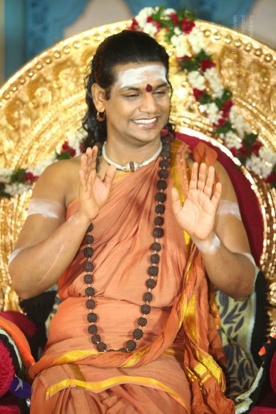 02-Pada-Puja_Photo_1000_IMG_0921_CMP_WM