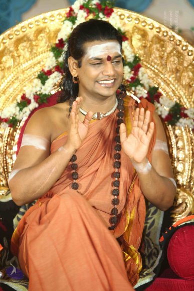 02-Pada-Puja_Photo_1001_IMG_0922_CMP_WM