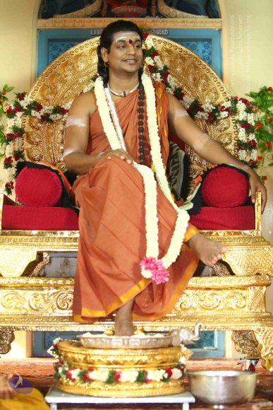 02-Pada-Puja_Photo_1009_IMG_0940_CMP_WM