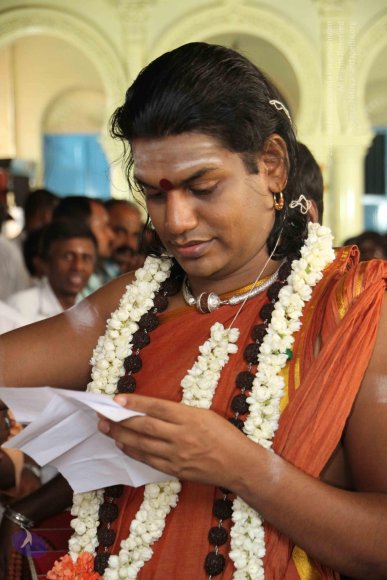 03-Darshan_Photo_1005_IMG_1346_CMP_WM