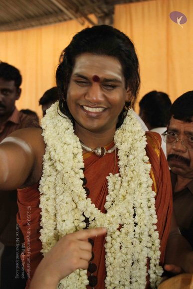 03-Darshan_Photo_1008_IMG_1357_CMP_WM