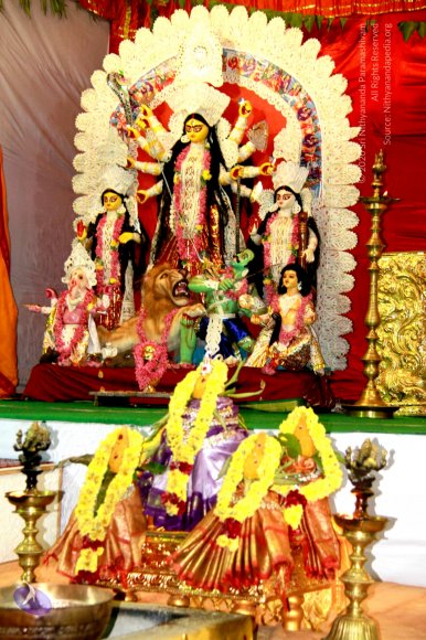 06-Navaratri_Photo_1002_IMG_4952_CMP_WM
