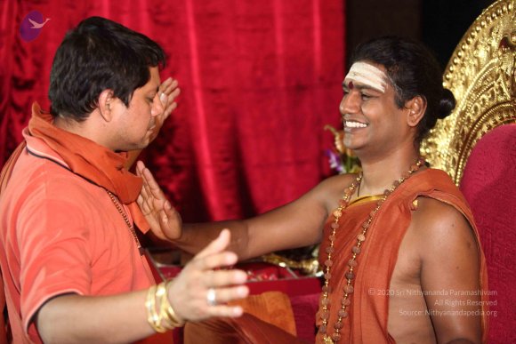 01-Darshan_Photo_1000_IMG_6270_CMP_WM