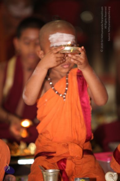 2-Pada-Puja_Photo_1022_IMG_1343_CMP_WM