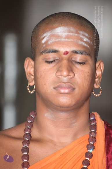 2-Pada-Puja_Photo_1044_IMG_1451_CMP_WM