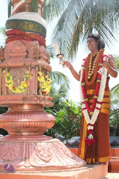 3-Dhwajarohanam_Photo_1186_IMG_5326_CMP_WM(1)