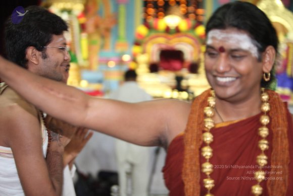 00--TempleTour-MM-DTA-SarvaDarshan-6.45AM-9.20AM_Photo_1077_IMG_6684_CMP_WM