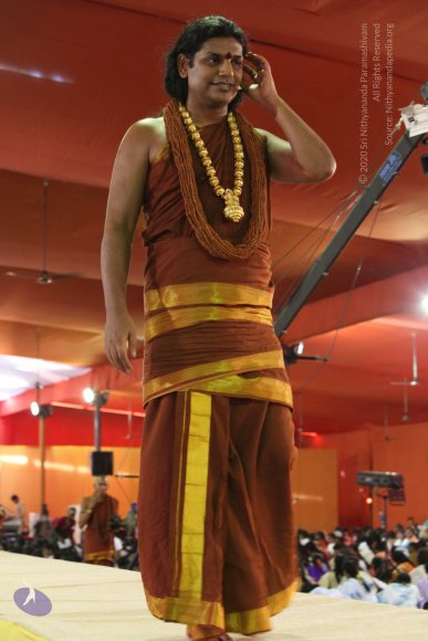 02-Satsang_Photo_1046_IMG_7326_CMP_WM