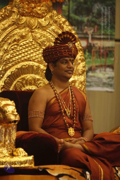 1-Nithya-Satsang_Photo_1000__MG_8666_CMP_WM