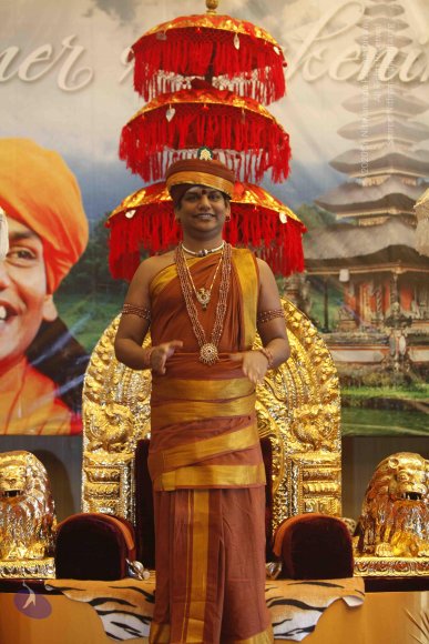 1-NITHYA-SATSANG_Photo_1001__MG_8969_CMP_WM