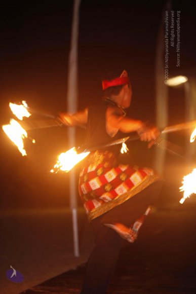 20131220_Photo_1065__MG_7880_CMP_WM