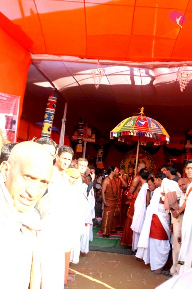 1-Nithya-Satsang_Photo_1030_IMG_3806_CMP_WM