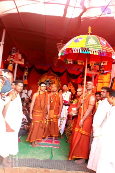 1-Nithya-Satsang_Photo_1035_IMG_3813_CMP_WM