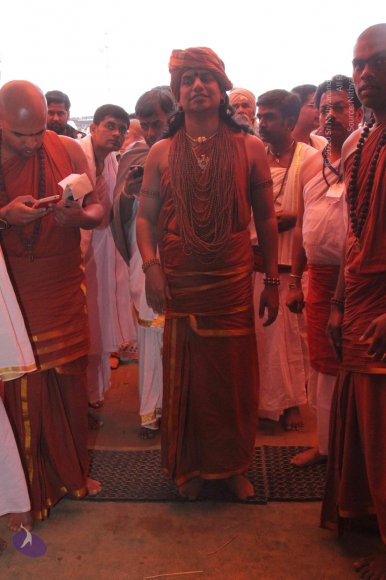 Aacharya-Mahamandaleshwar-Of-Maha-Nirvani-Akhada-visit_Photo_1008_IMG_6830_CMP_WM