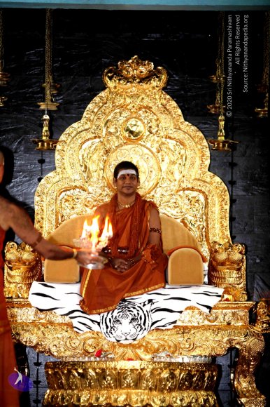 2-Pada-Puja_Photo_1007_IMG_9564_CMP_WM