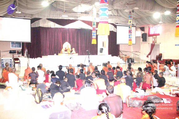 3-Nithya-Satsang_Photo_1007_IMG_9556 (2)_CMP_WM