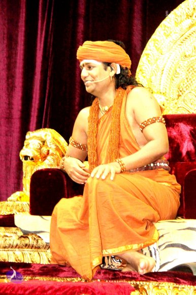 3-Nithya-Satsang_Photo_1044_IMG_9779_CMP_WM