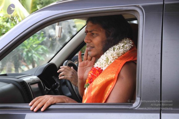 05-SARVA-DARSHAN_Photo_1003_IMG_3859_CMP_WM