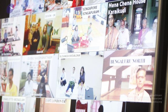 03-NITHYA-SATSANG_Photo_1005__MG_5238_CMP_WM