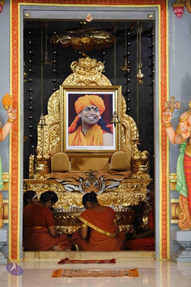 1-PadukaPuja_Photo_1004__MG_8443_CMP_WM