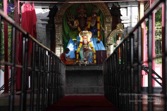 3-Temple_Photo_1003__MG_8451_CMP_WM