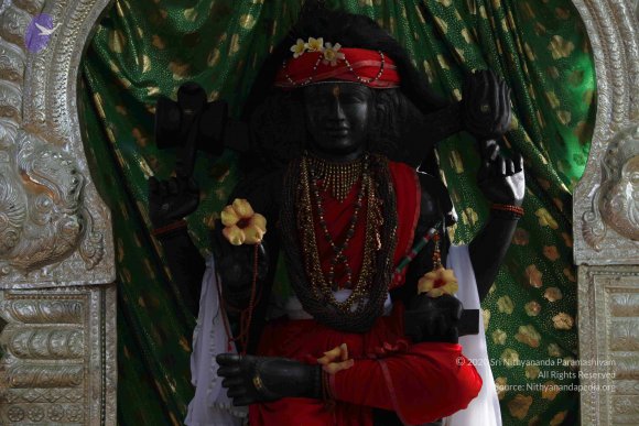 3-Temple_Photo_1011__MG_8477_CMP_WM