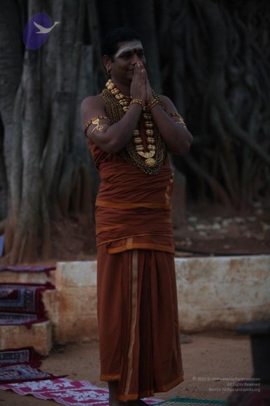 1-TEMPLE-VISIT_Photo_1004_IMG_1091_CMP_WM